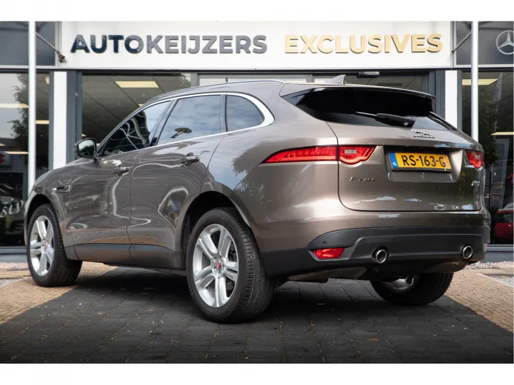 Jaguar F-Pace 3.0 S AWD 30d  Image 4