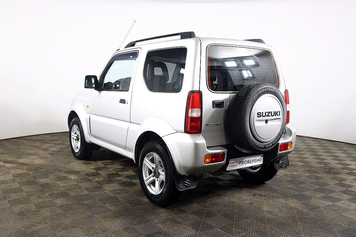 Suzuki Jimny Image 7